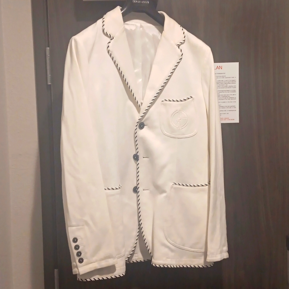Georgio Armani, 40R, white